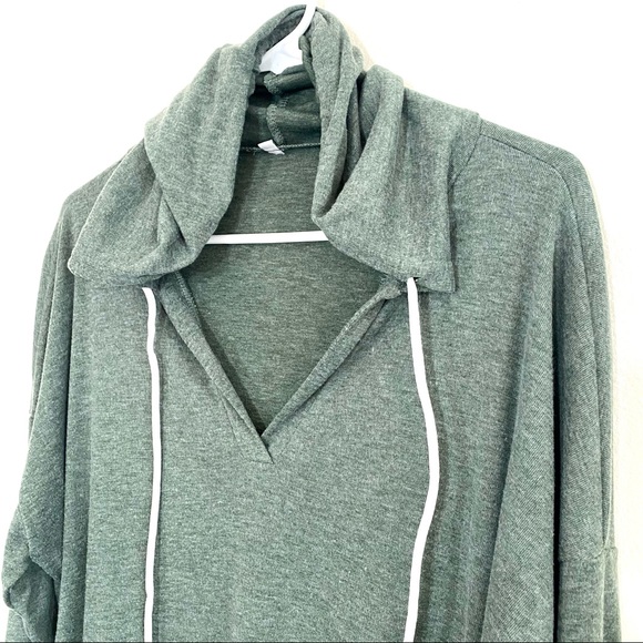 Sage green long sleeve hoodie shirt top, sz SM - Picture 7 of 16